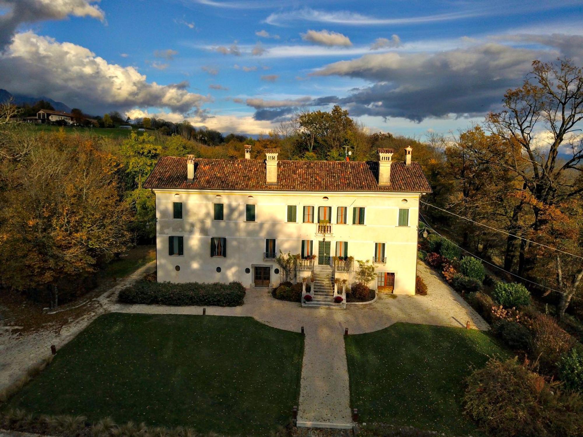 Villa San Liberale - Suites & Wellness - Villa Veneta Feltre Exterior foto